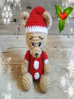 cover image of Crochet pattern Nick, the christmas bear